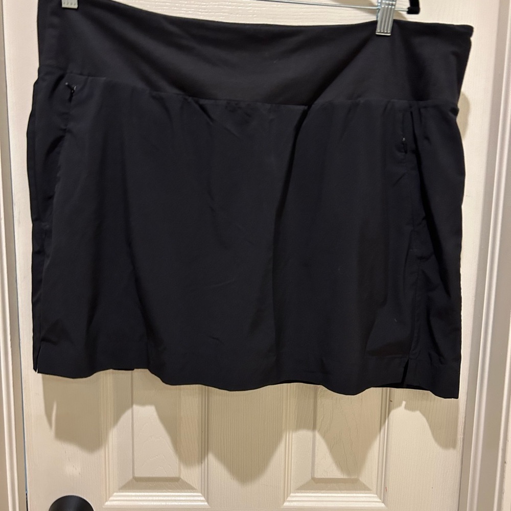 Athleta Black Soho Skort sz 18